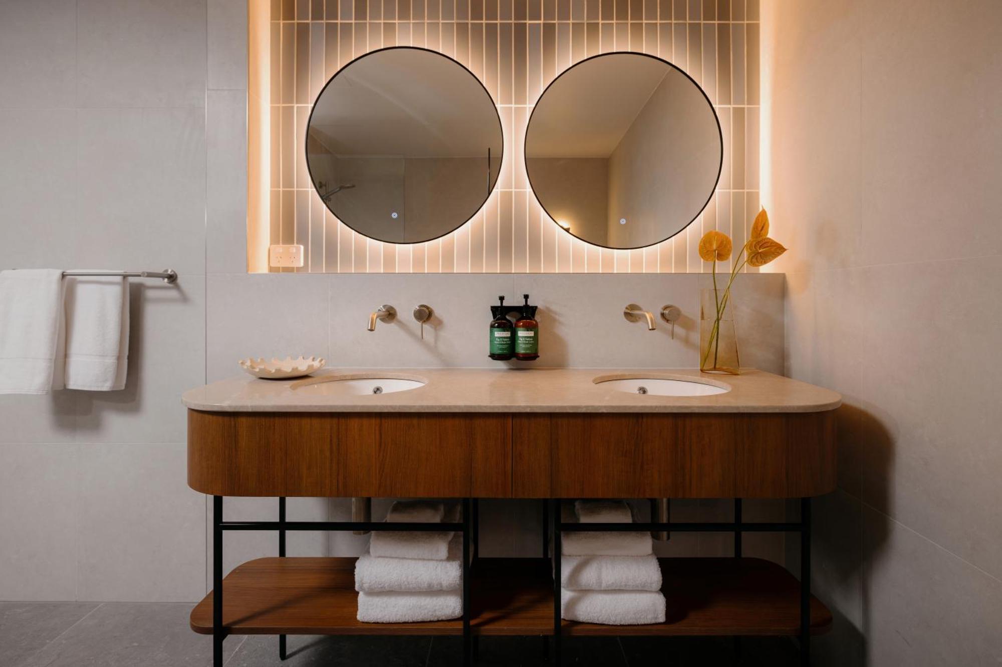 Crowne Plaza Adelaide Mawson Lakes By Ihg エクステリア 写真